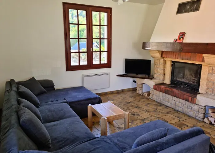Grande Villa Avec Jardin Privatif - Bagneres De Luchon