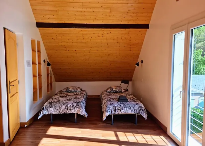 Grande Villa Avec Jardin Privatif - Bagneres De Luchon