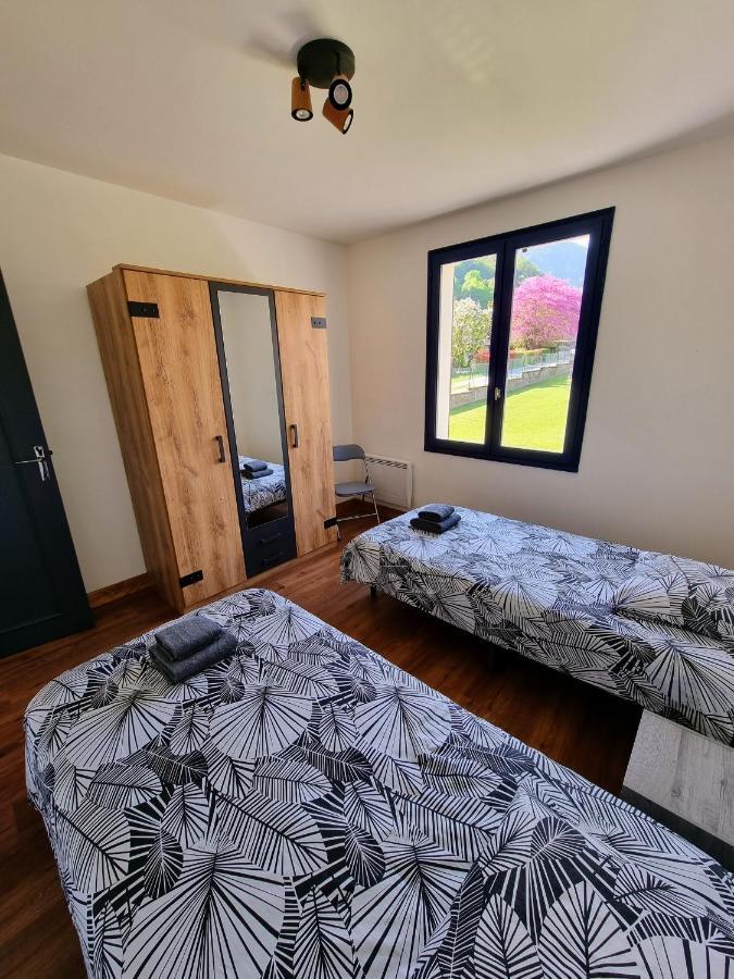 Villa Grande Avec Jardin Privatif - Bagneres De Luchon *